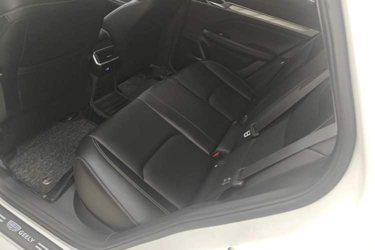 Used Geely Auto Emgrand L HiP 2024 Longteng Edition 1.5TD-DHT Pro 100KM Superior Model Left Rear Seat