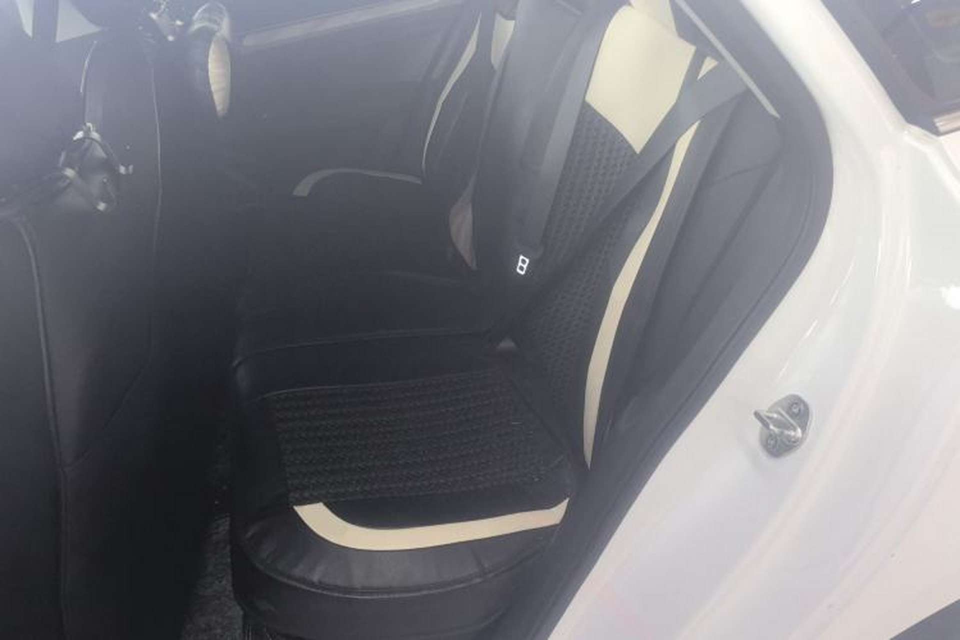 Used Geely Auto Emgrand L HiP 2024 Longteng Edition 1.5TD-DHT Pro 100KM Superior Model Left Rear Seat