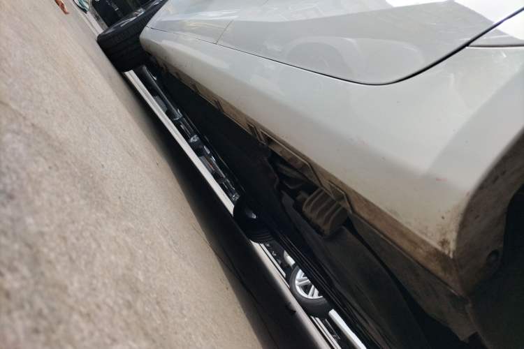 Used Geely Auto Emgrand L HiP 2024 Champion Edition 1.5TD-DHT Pro 100KM Superior Model Left Side Sill