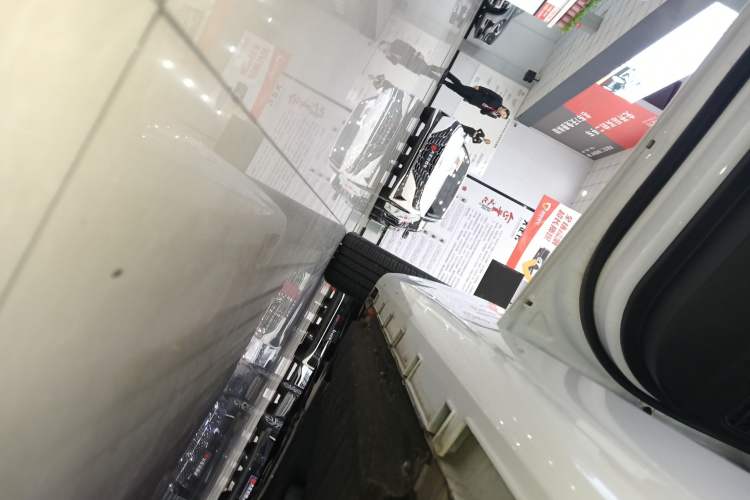 Used Geely Auto Emgrand L HiP 2024 Champion Edition 1.5TD-DHT Pro 100KM Excellence Model Left Side Sill