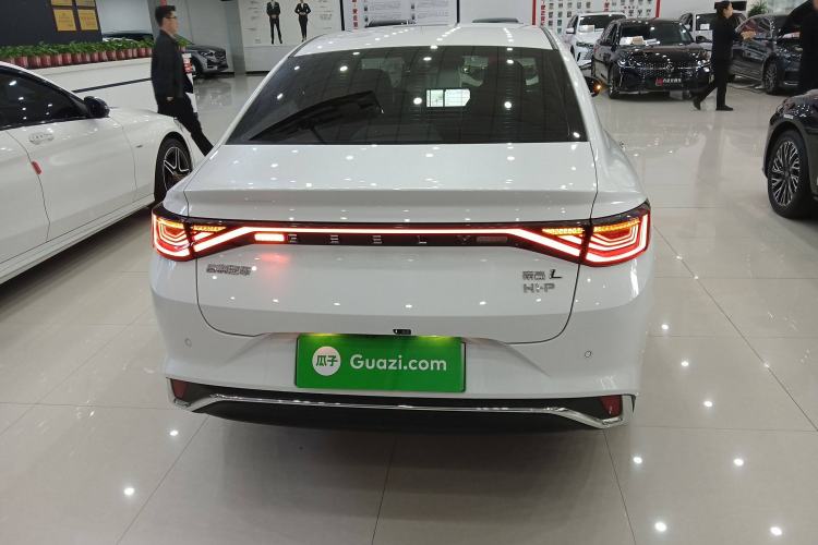 Used Geely Auto Emgrand L HiP 2024 Champion Edition 1.5TD-DHT Pro 100KM Excellence Model Rear
