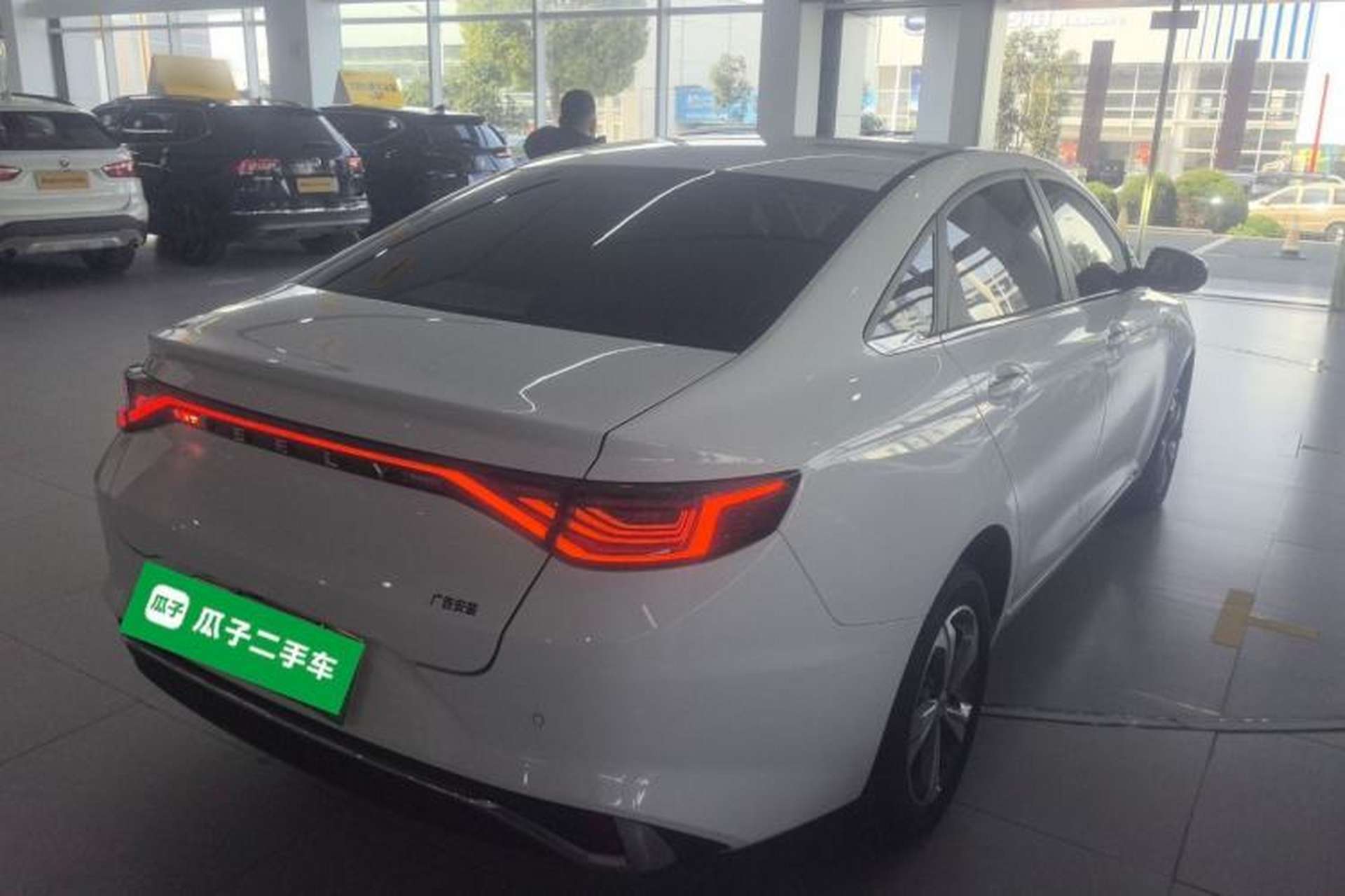 Used Geely Auto Emgrand L HiP 2024 Longteng Edition 1.5TD-DHT Pro 100KM Superior Model Rear Right 45 Deg