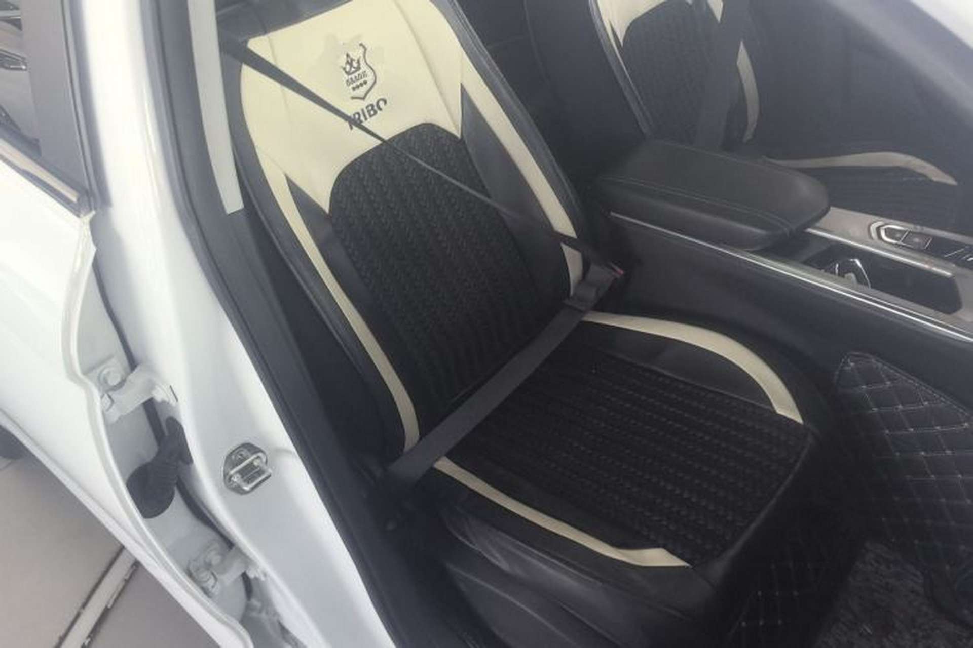 Used Geely Auto Emgrand L HiP 2024 Longteng Edition 1.5TD-DHT Pro 100KM Superior Model Right Front Seat