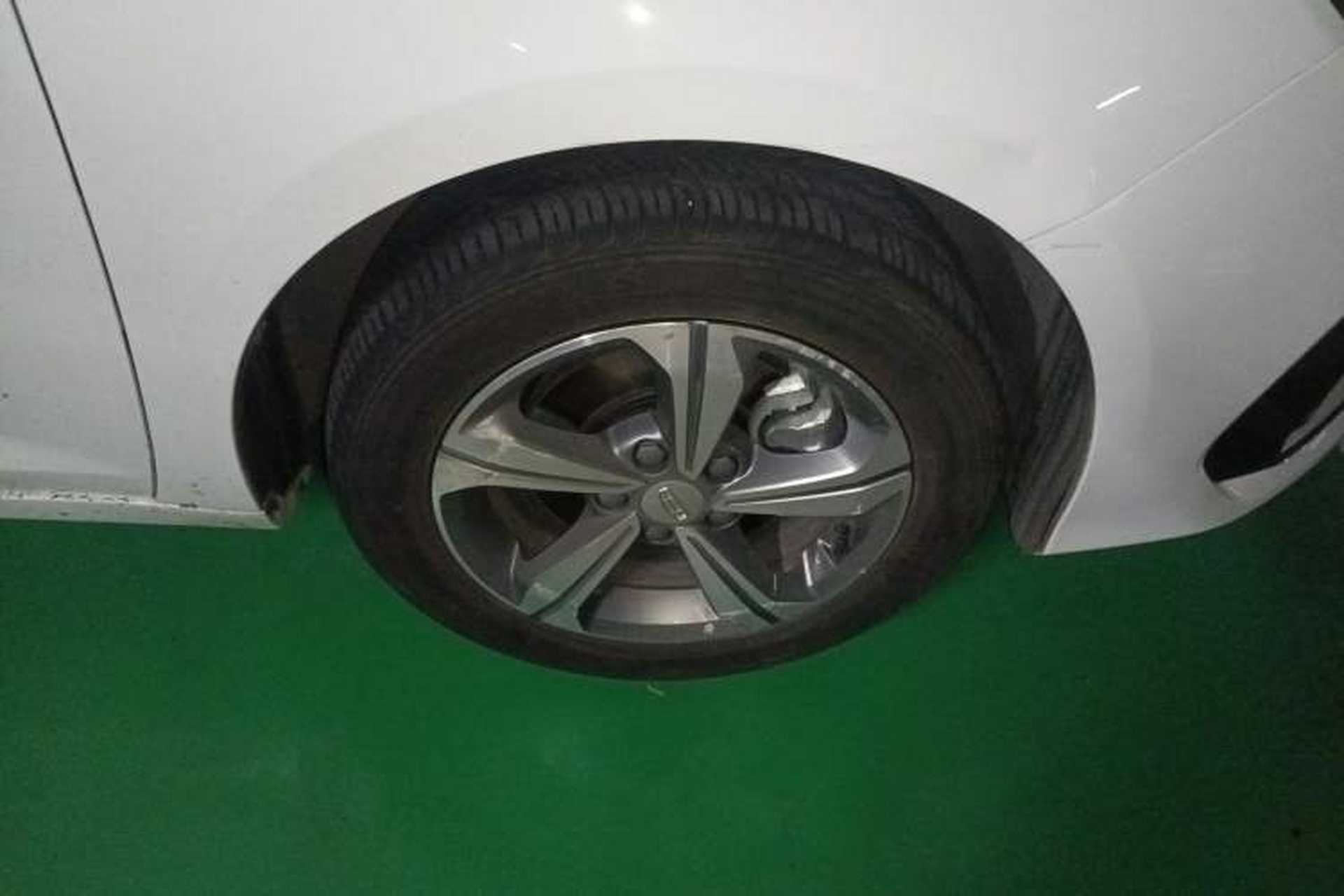Used Geely Auto Emgrand L HiP 2024 Champion Edition 1.5TD-DHT Pro 100KM Superior Model Right Front Wheel Hub