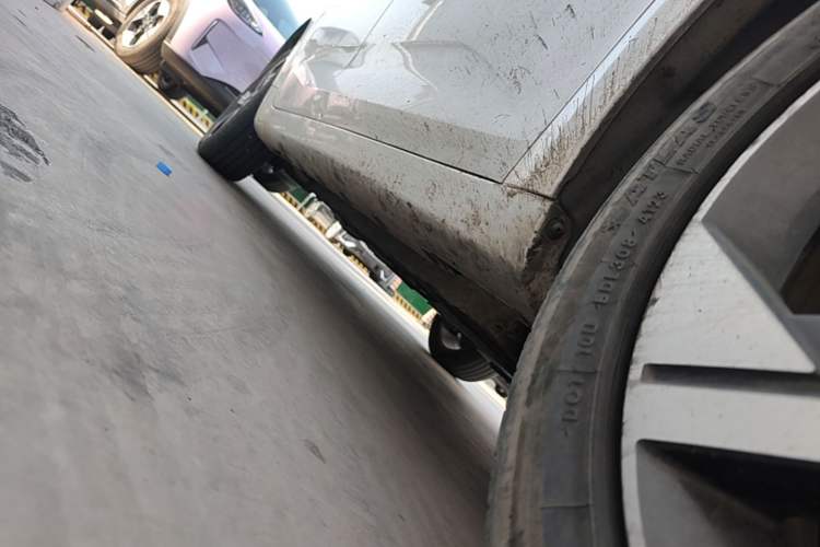 Used Geely Auto Emgrand L HiP 2024 Champion Edition 1.5TD-DHT Pro 100KM Excellence Model Right Side Sill