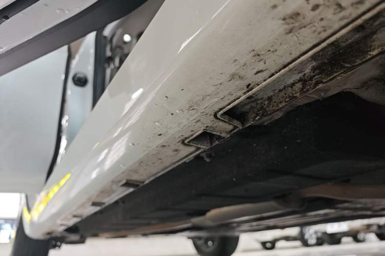 Used Geely Auto Emgrand L HiP 2024 Champion Edition 1.5TD-DHT Pro 100KM Superior Model Right Side Sill