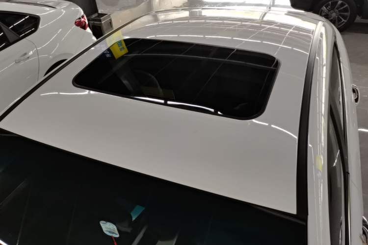 Used Geely Auto Emgrand L HiP 2024 Champion Edition 1.5TD-DHT Pro 100KM Superior Model Roof