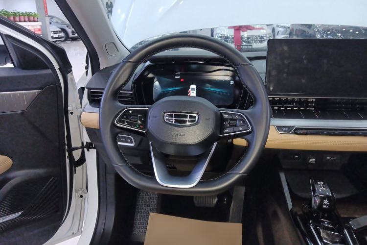 Used Geely Auto Emgrand L HiP 2024 Champion Edition 1.5TD-DHT Pro 100KM Excellence Model Steering Wheel