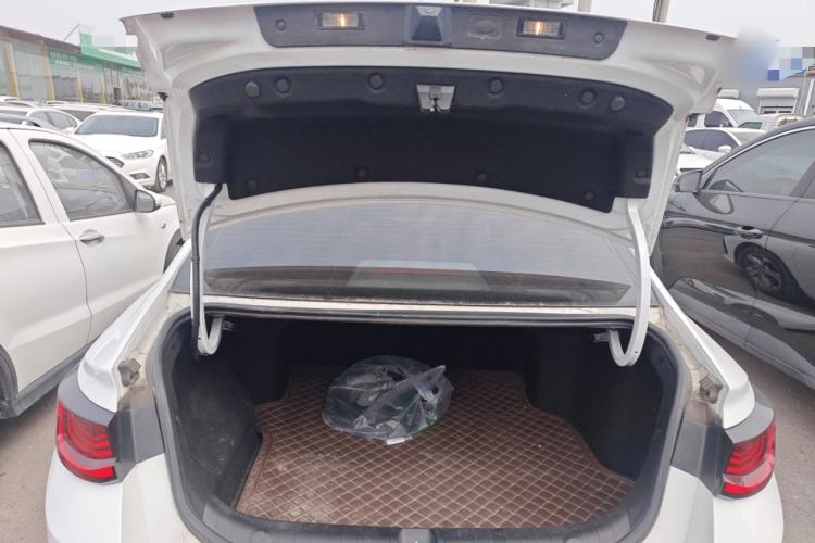 Used Geely Auto Emgrand L HiP 2024 Champion Edition 1.5TD-DHT Pro 100KM Superior Model Trunk