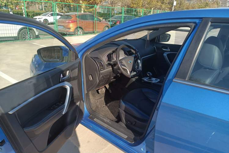 Used Geely Auto Emgrand New Energy 2016 EV Deluxe Model Interior 6