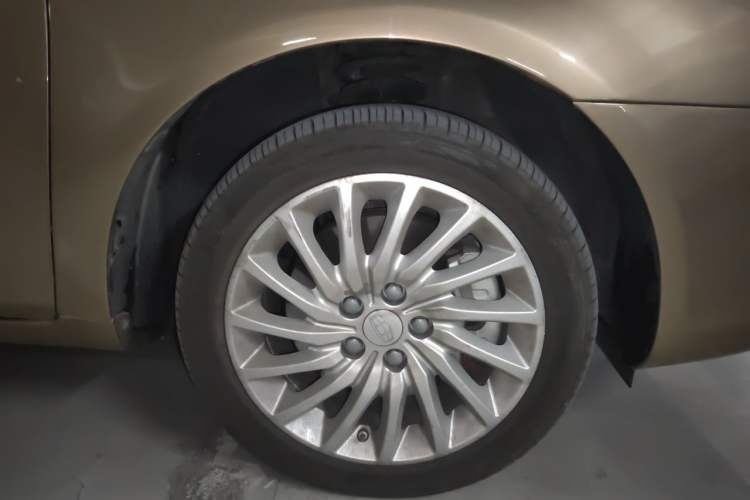 Used Geely Auto Emgrand New Energy 2016 EV Deluxe Model Right Front Wheel Hub