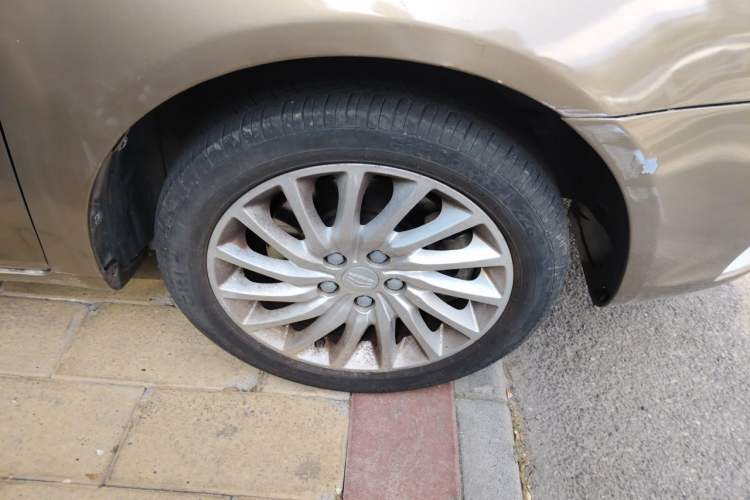 Used Geely Auto Emgrand New Energy 2016 EV Deluxe Model Right Front Wheel Hub