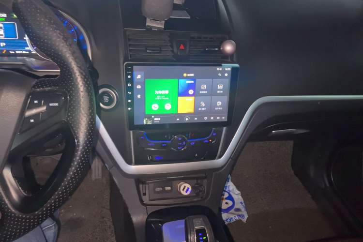 Used Geely Auto Emgrand New Energy 2016 EV Deluxe Model Audio And AC Panel