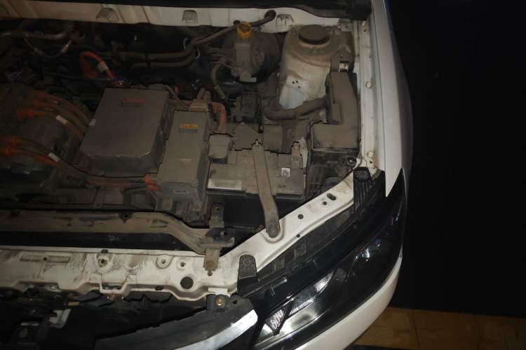 Used Geely Auto Emgrand New Energy 2016 EV Elite Model Engine Bay Left