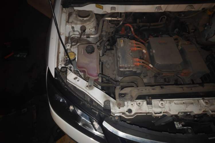 Used Geely Auto Emgrand New Energy 2016 EV Elite Model Engine Bay Right