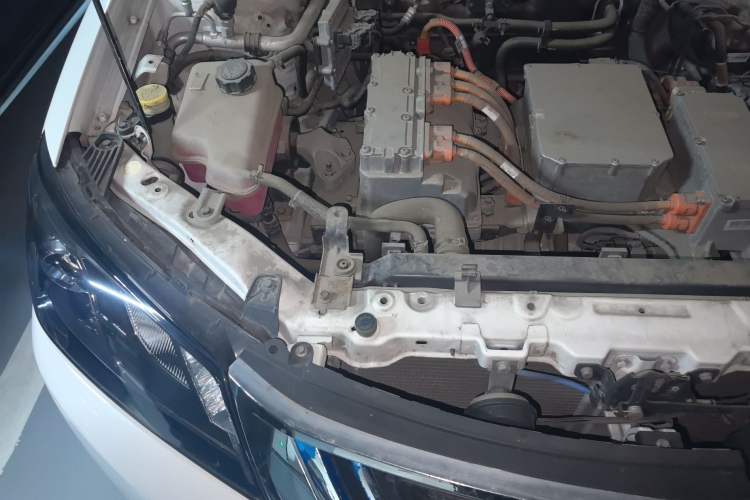 Used Geely Auto Emgrand New Energy 2016 EV Deluxe Model Engine Bay Right