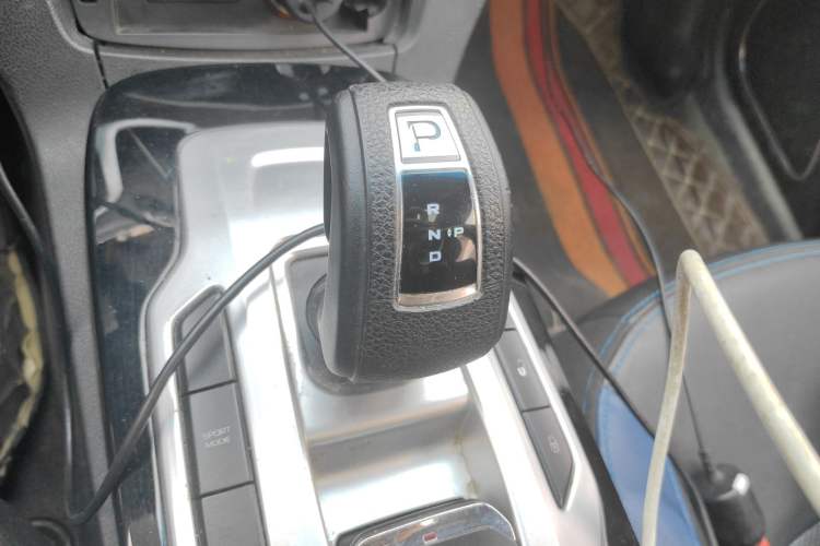 Used Geely Auto Emgrand New Energy 2016 EV Elite Model Gear Lever