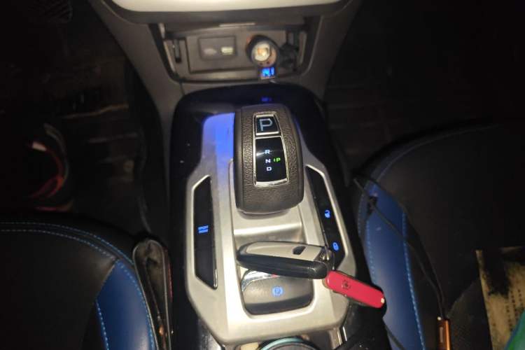 Used Geely Auto Emgrand New Energy 2016 EV Elite Model Gear Lever