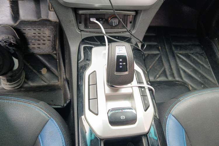 Used Geely Auto Emgrand New Energy 2016 EV Elite Model Gear Lever