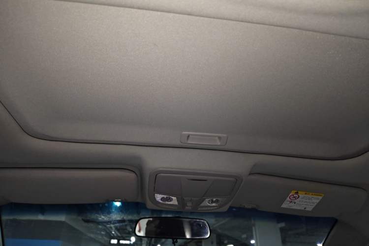 Used Geely Auto Emgrand New Energy 2016 EV Elite Model Headliner