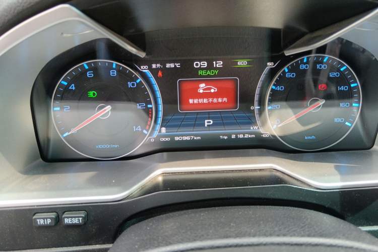 Used Geely Auto Emgrand New Energy 2016 EV Elite Model Odometer Close Up