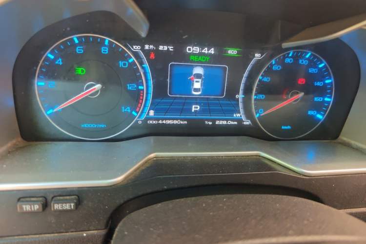 Used Geely Auto Emgrand New Energy 2016 EV Elite Model Odometer Close Up