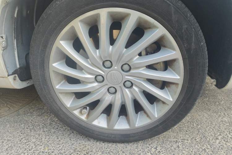 Used Geely Auto Emgrand New Energy 2016 EV Elite Model Right Front Wheel Hub
