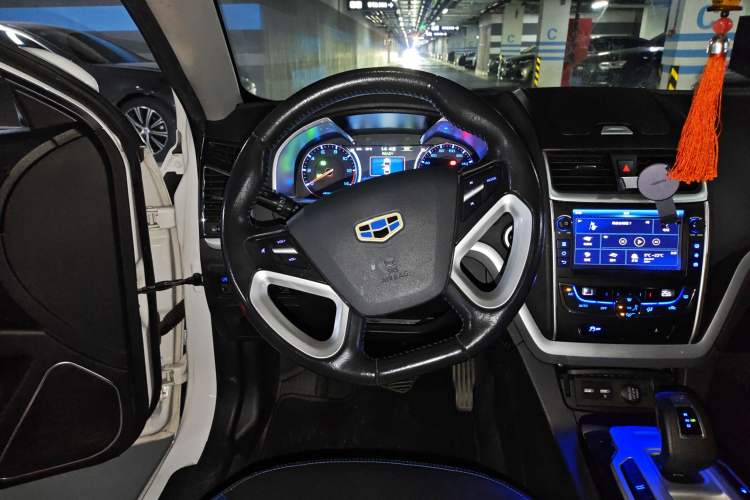 Used Geely Auto Emgrand New Energy 2016 EV Elite Model Steering Wheel