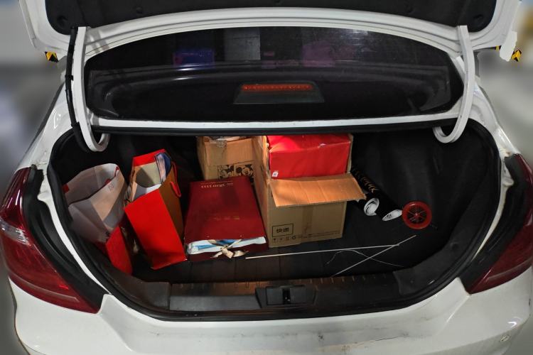 Used Geely Auto Emgrand New Energy 2016 EV Elite Model Trunk