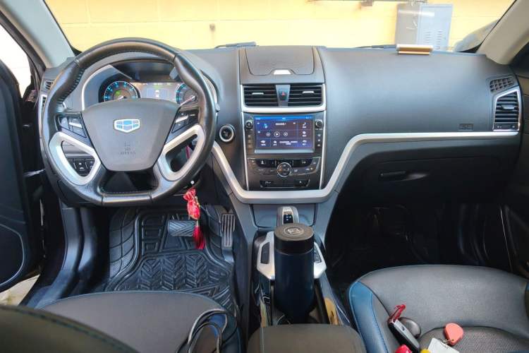 Used Geely Auto Emgrand New Energy 2017 EV300 Elite Model Center Console