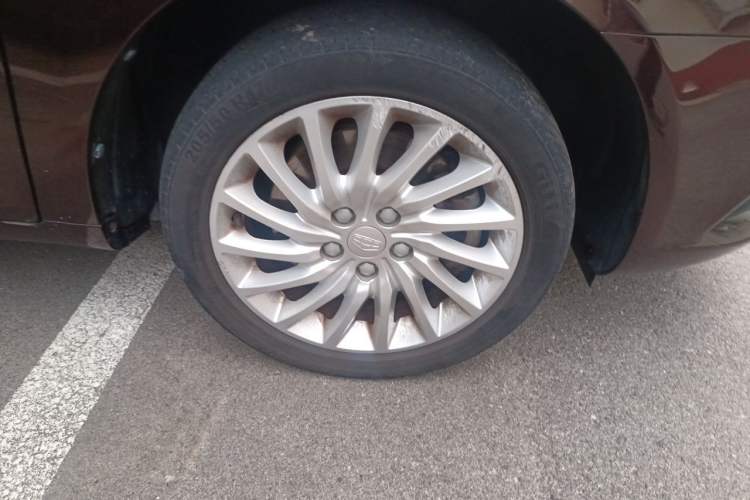 Used Geely Auto Emgrand New Energy 2017 EV300 Elite Model Right Front Wheel Hub