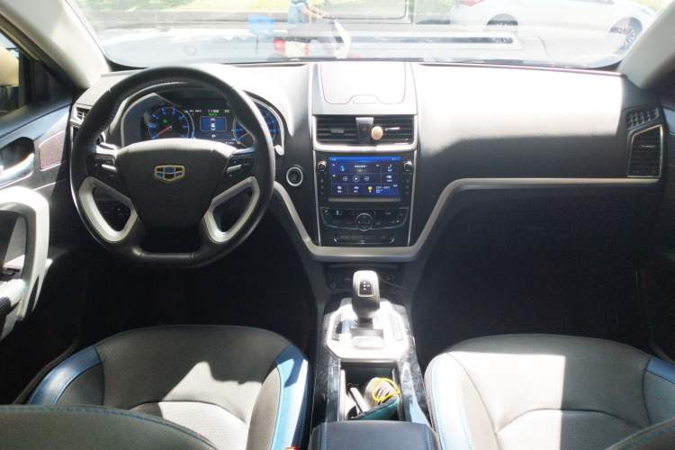 Used Geely Auto Emgrand New Energy 2017 EV300 Elite Model Center Console