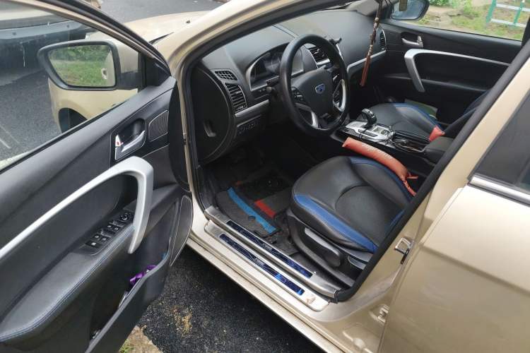 Used Geely Auto Emgrand New Energy 2017 EV300 Elite Model Driver Seat