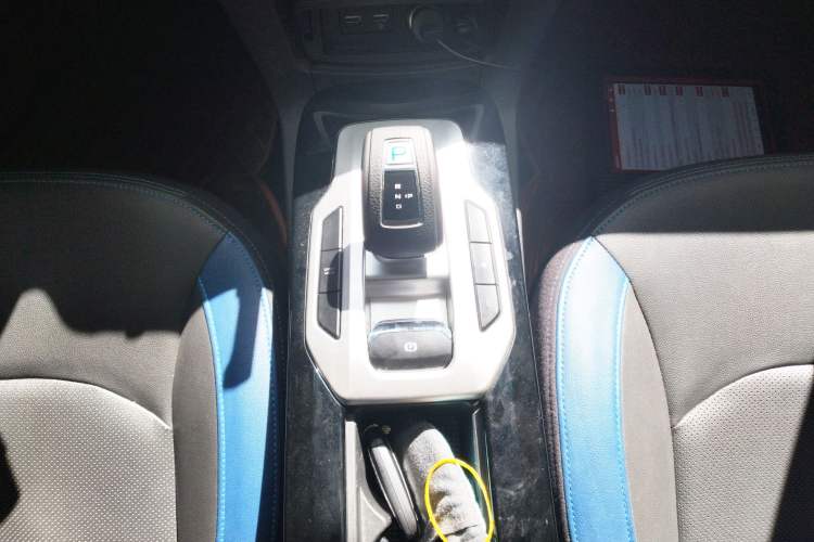 Used Geely Auto Emgrand New Energy 2017 EV300 Elite Model Gear Lever