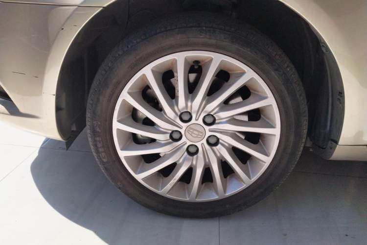 Used Geely Auto Emgrand New Energy 2017 EV300 Elite Model Left Front Wheel Hub