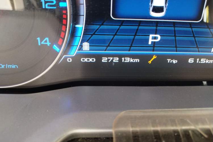 Used Geely Auto Emgrand New Energy 2017 EV300 Elite Model Odometer Close Up