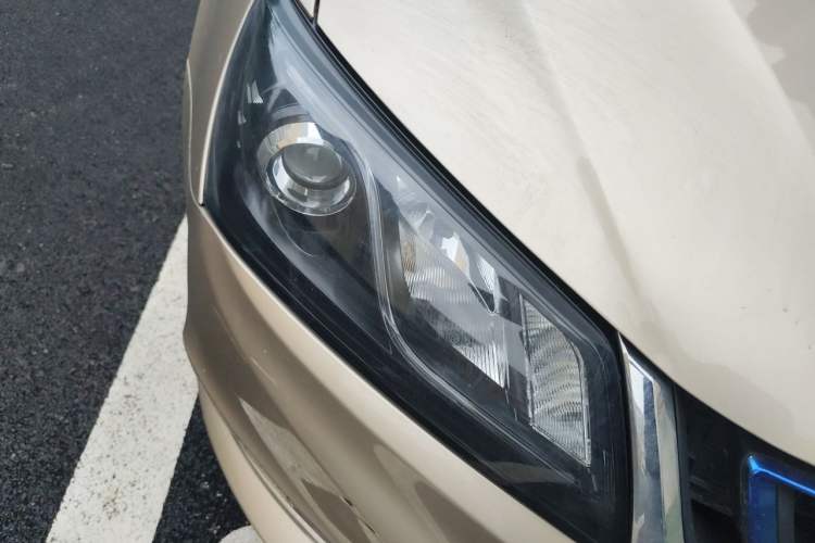 Used Geely Auto Emgrand New Energy 2017 EV300 Elite Model Right Front Headlight