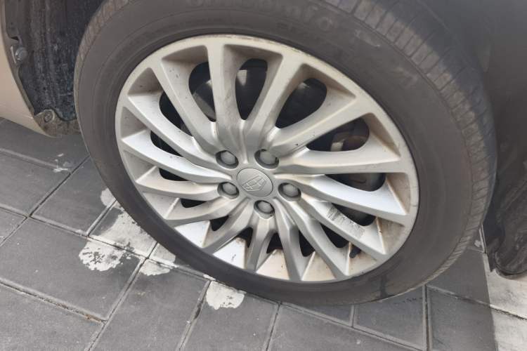 Used Geely Auto Emgrand New Energy 2017 EV300 Elite Model Right Front Wheel Hub