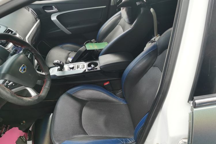 Used Geely Auto Emgrand New Energy 2017 1.5L PHEV Elite Model Left Front Seat