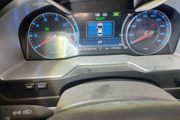Used Geely Auto Emgrand New Energy 2017 EV300 Elite Model Odometer Close Up