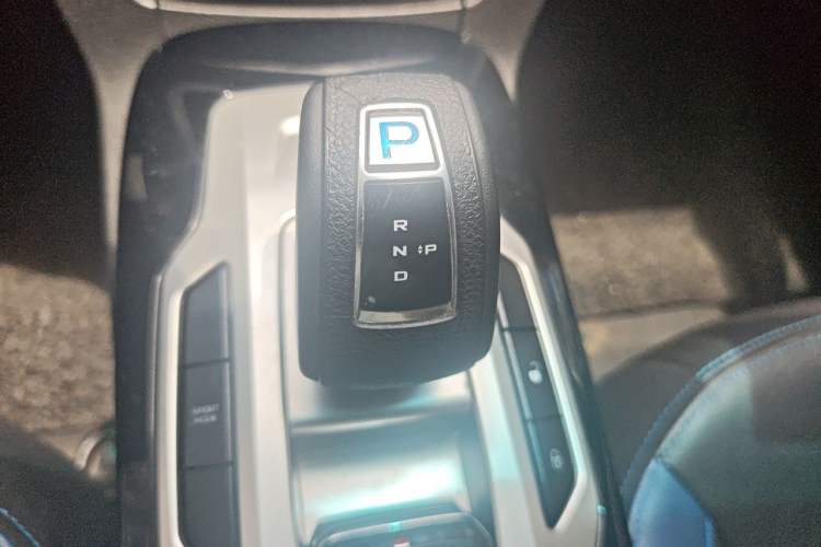 Used Geely Auto Emgrand New Energy 2017 EV300 Elite Model Gear Lever