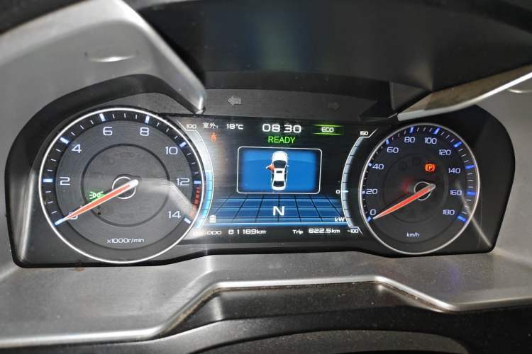 Used Geely Auto Emgrand New Energy 2017 EV300 Elite Model Odometer Close Up