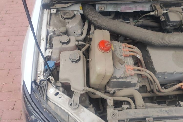 Used Geely Auto Emgrand New Energy 2017 EV300 Elite Model Engine Bay Right