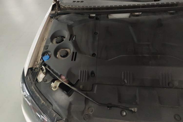 Used Geely Auto Emgrand New Energy 2017 EV300 Elite Model Engine Bay Right