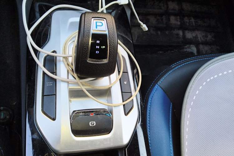 Used Geely Auto Emgrand New Energy 2017 EV300 Elite Model Gear Lever