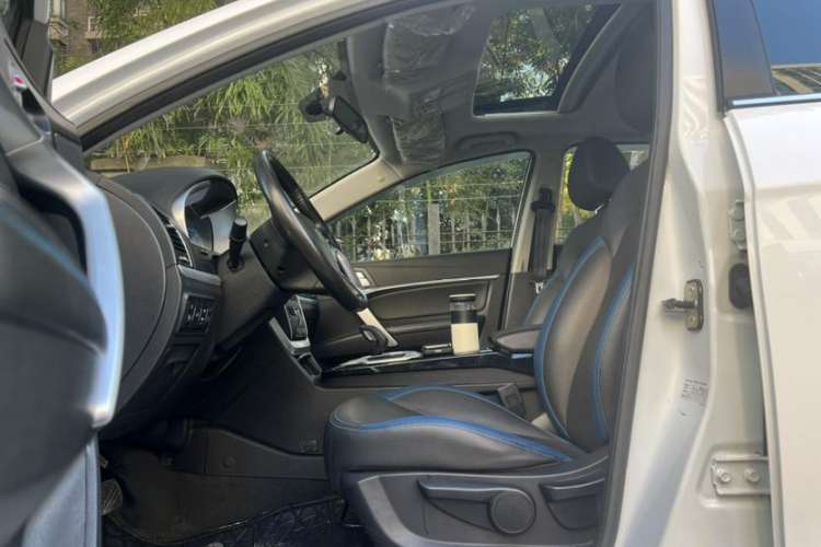 Used Geely Auto Emgrand New Energy 2017 EV300 Elite Model Interior 3