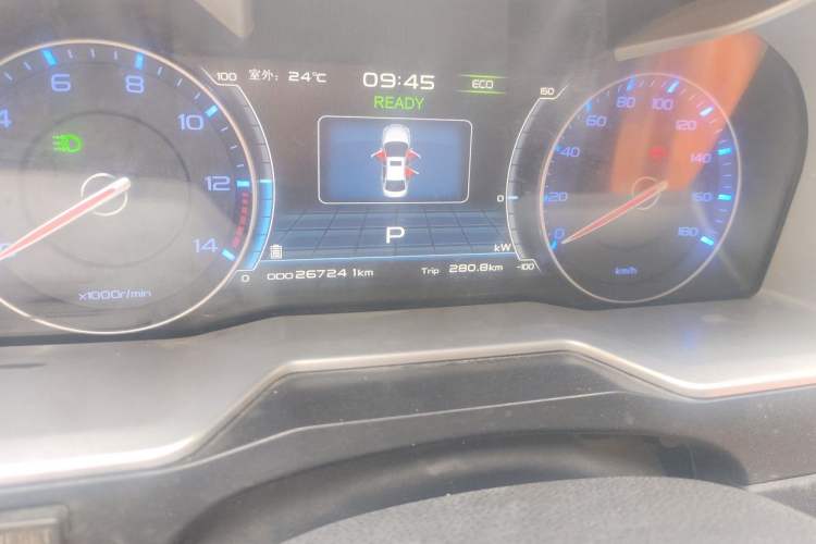 Used Geely Auto Emgrand New Energy 2017 EV300 Elite Model Odometer Close Up