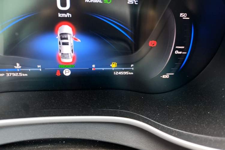 Used Geely Auto Emgrand New Energy 2017 1.5L PHEV Ambition Model Odometer Close Up