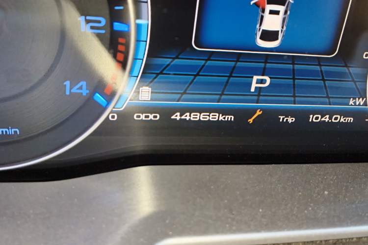 Used Geely Auto Emgrand New Energy 2017 EV300 Elite Model Odometer Close Up