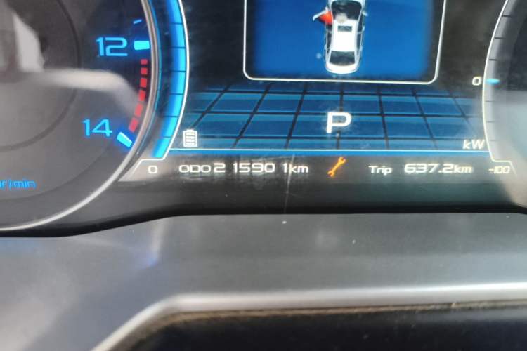 Used Geely Auto Emgrand New Energy 2017 EV300 Elite Model Odometer Close Up